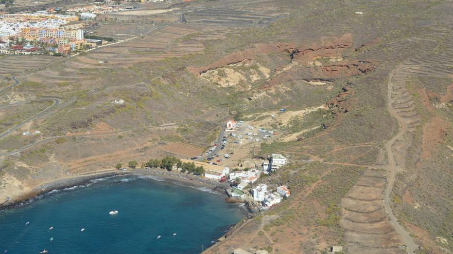 Nuevos problemas en el Puertito de Adeje: &quot;El día que pueda te va a dar la patada a ti también&quot;
