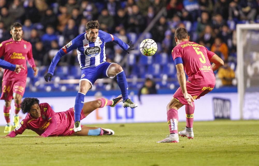 El Dépor cae en Riazor ante Las Palmas