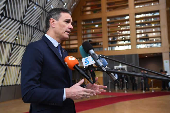 Pedro Sánchez: "Estamos ante un intento de la derecha de atropellar la democracia"