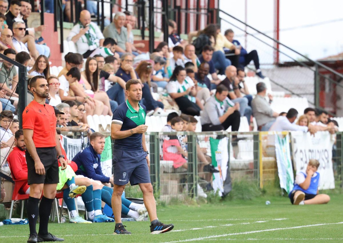 Manuel Mosquera, en el Romano de Mérida con el Córdoba CF.