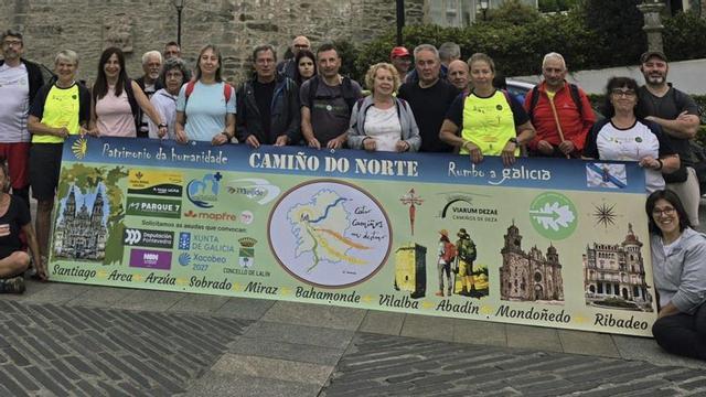 Los participantes en la ruta entre Vilalba y Bahamonde. | CEDIDA
