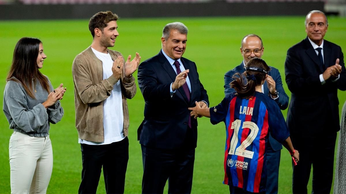 Laporta y Yuste presiden la presentación del Barça Genuine en el Camp Nou