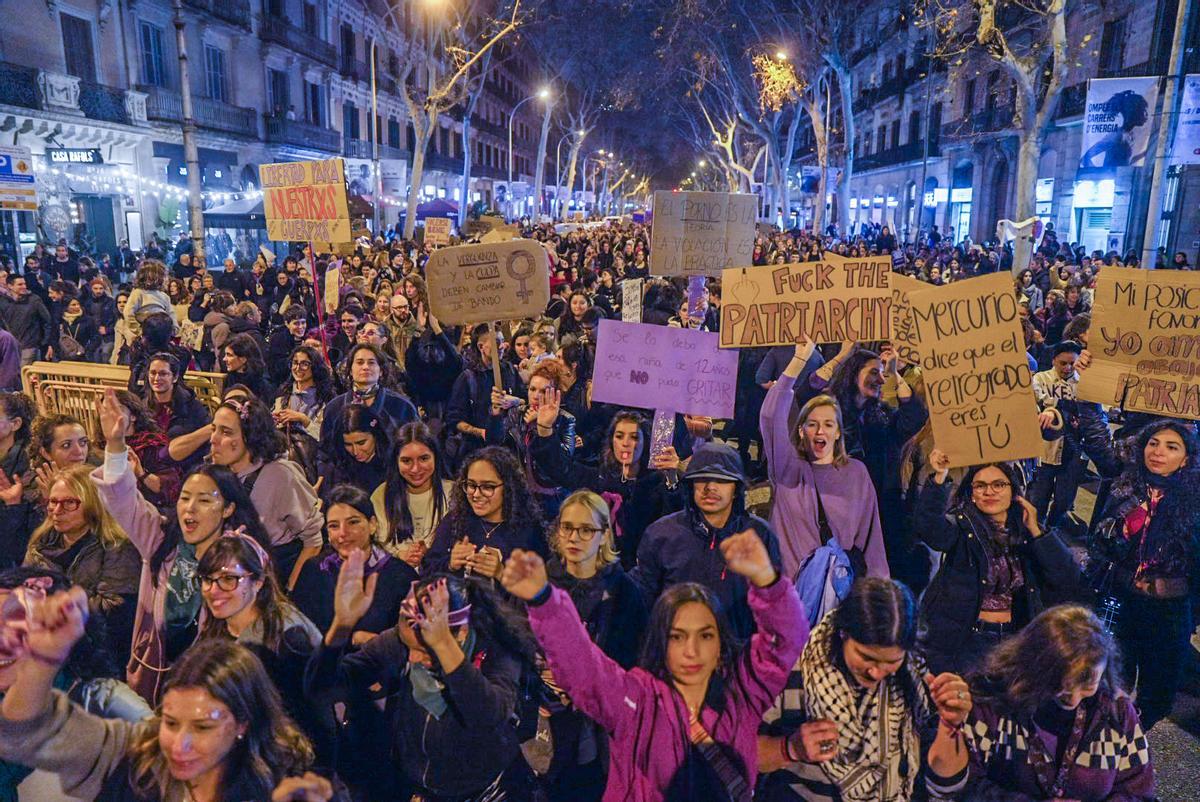 Manifestación en el día internacional de la mujer trabajadora, el 8 de marzo de 2025