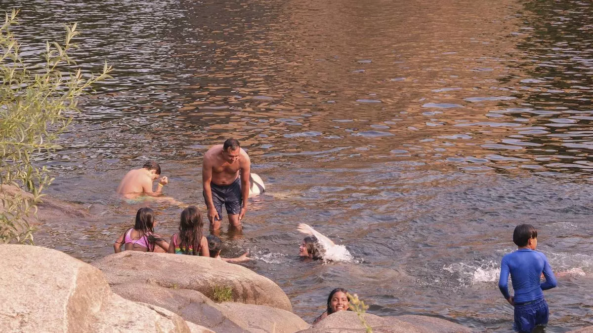 El mapa del alquiler vacacional en Galicia: de los 6.000 euros en Sanxenxo a las casas con piscina a mitad de precio en Ourense