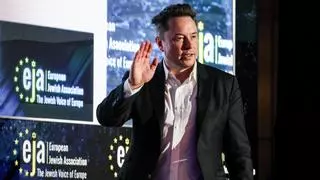 Musk afirma que su empresa de chips cerebrales, Neuralink, ha realizado el segundo implante en un paciente