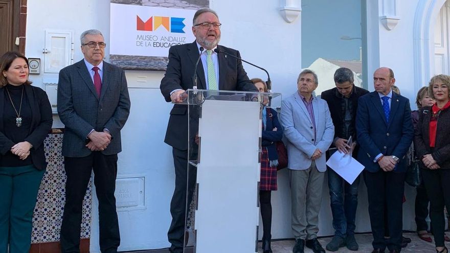 Abre  el Museo de la Educación en Alhaurín de la Torre, pionero y único en Andalucía