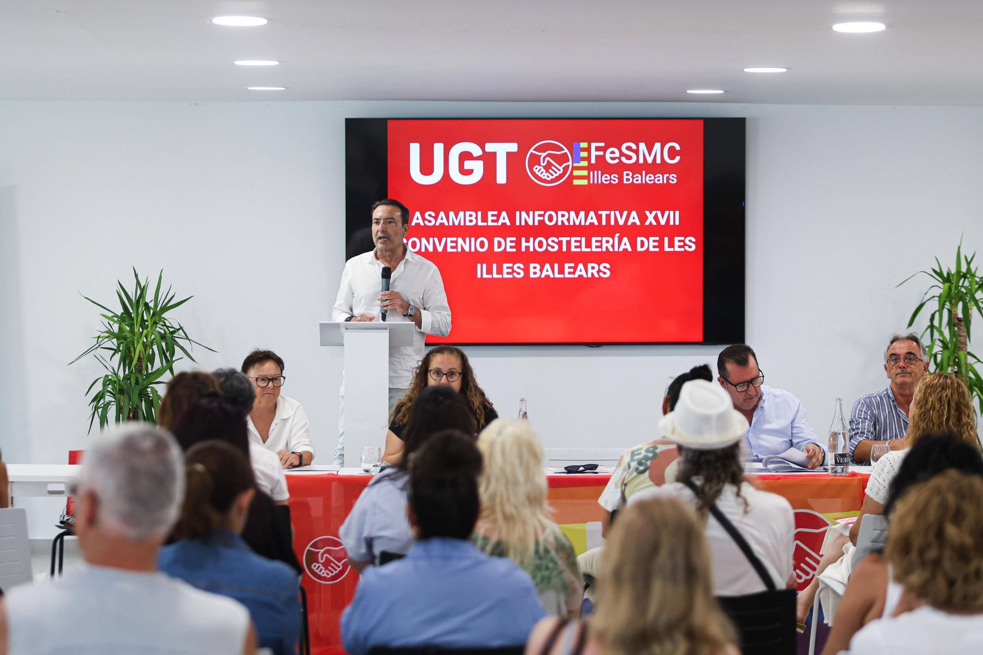 Aquí están todas las imágenes de la asamblea de UGT