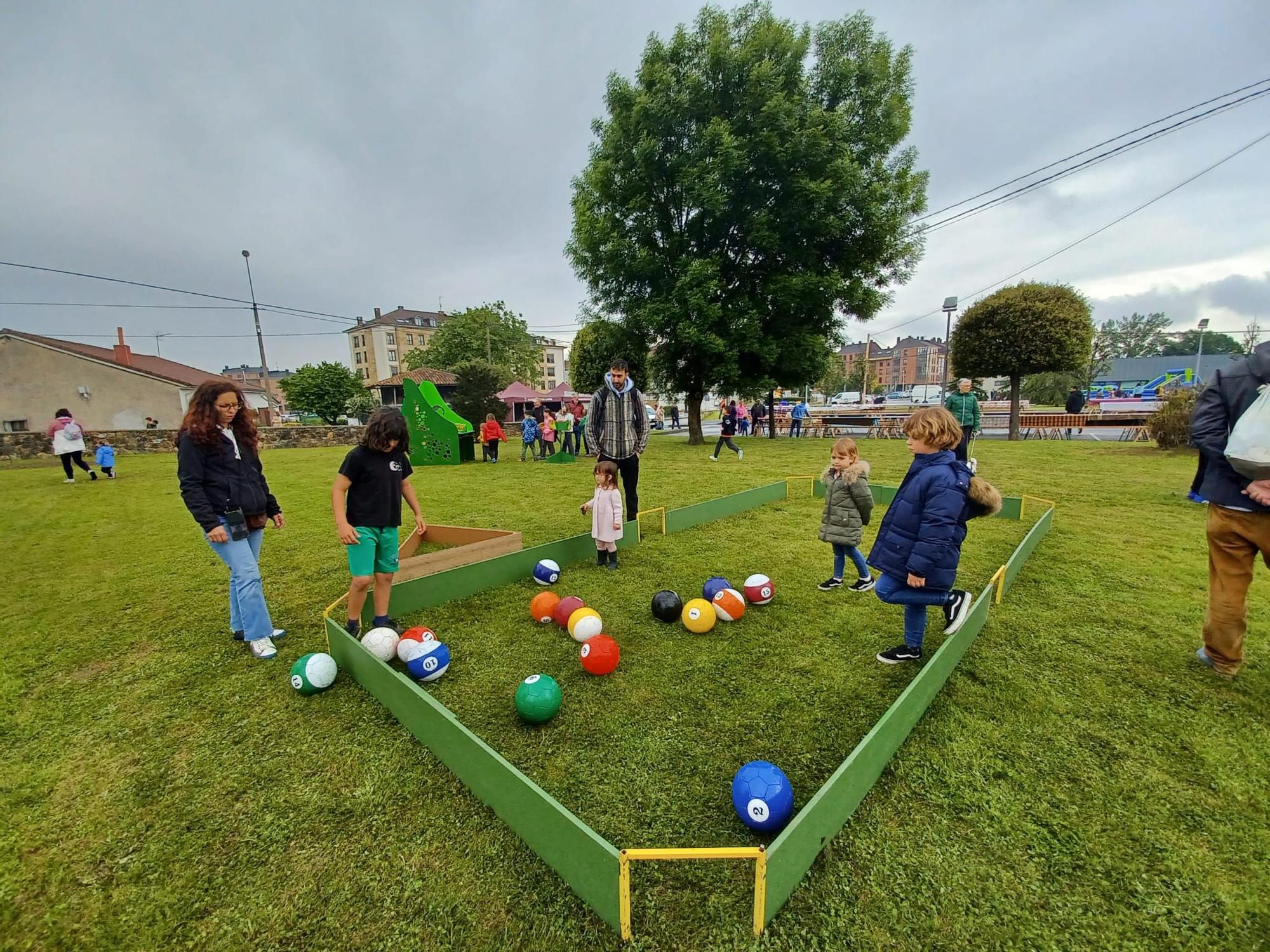 Llanera, paraíso de las familias: así está siendo la gran fiesta en los jardines de la Casa de Cultura de Lugo