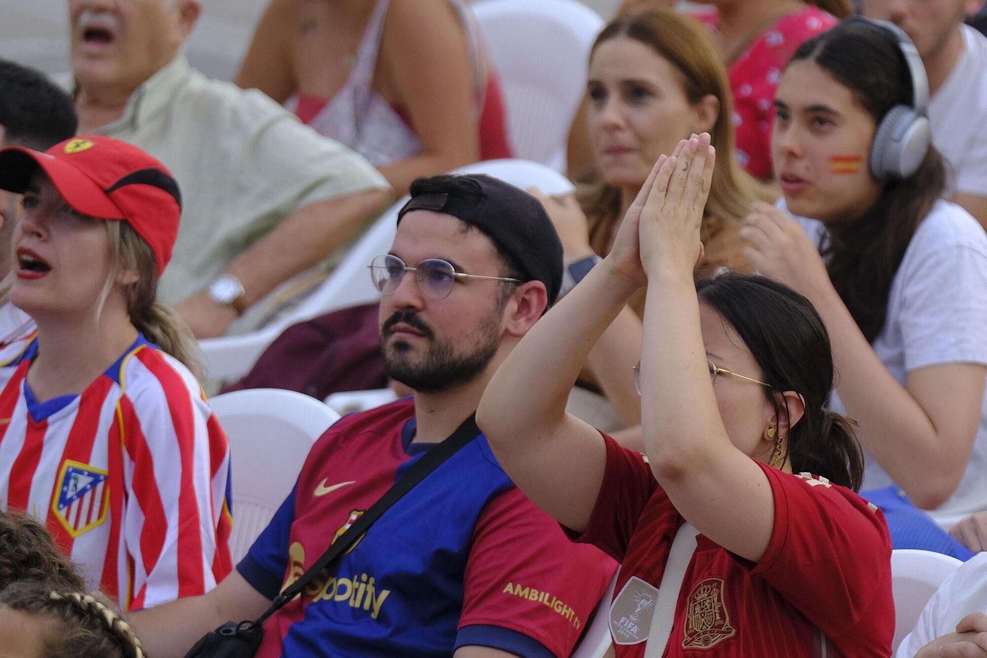 Ambiente de la final de la Eurocopa femenina de fútbol 