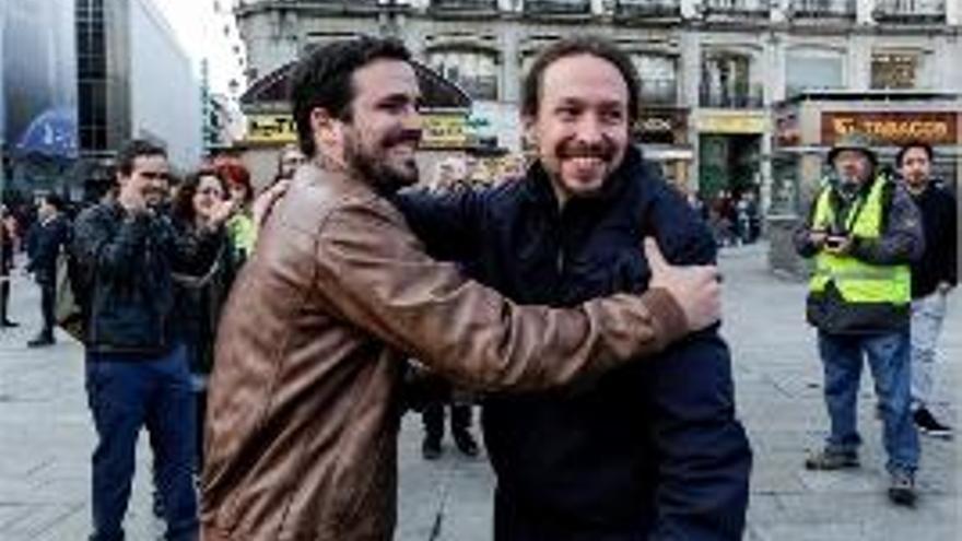 Garzón i Iglesias, escenificant dilluns el seu acord.