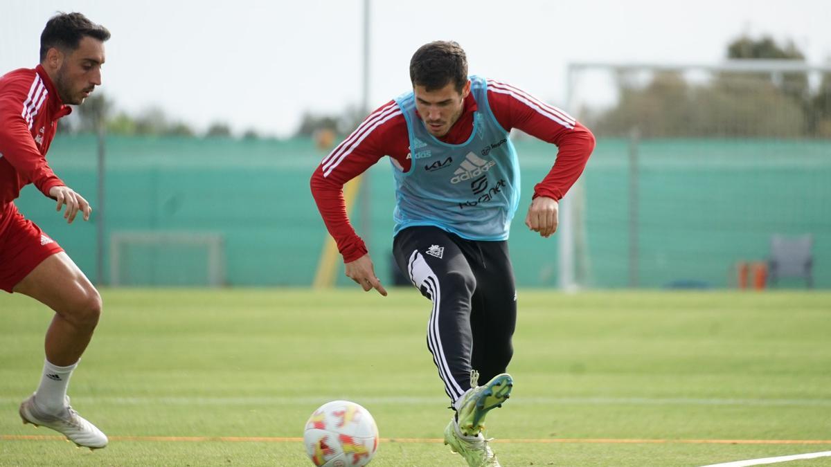 Julio Gracia, jugador del Real Murcia, durante un entrenamiento.