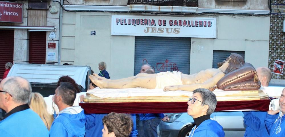 Procesión del Cristo Yacente de la Corporación de Sayones