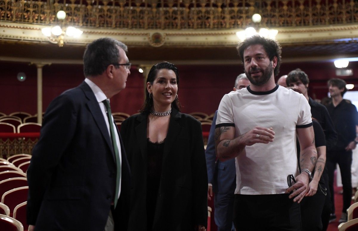 Presentación de la canción 'Esto es Murcia' en el Teatro Romea