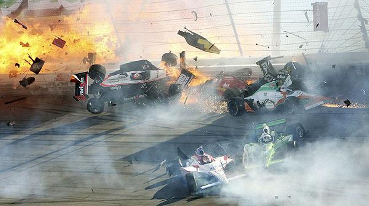 Aparatós accident a la Indycar, a Las Vegas.