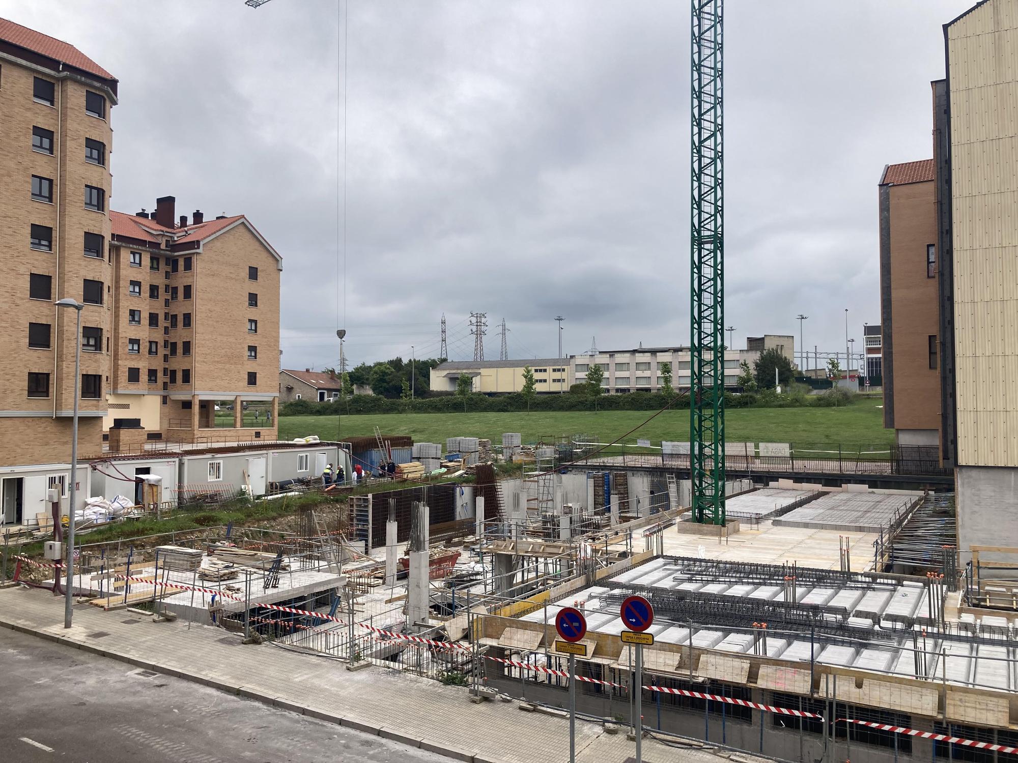 En imágenes: Accidente laboral en Gijón