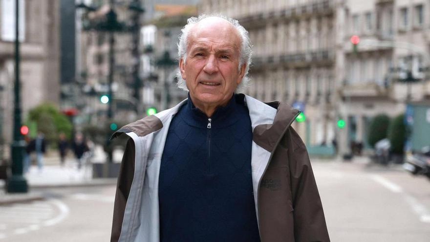 Álvaro Pino: “Todavía hago 1.000 kilómetros cada mes en bici”