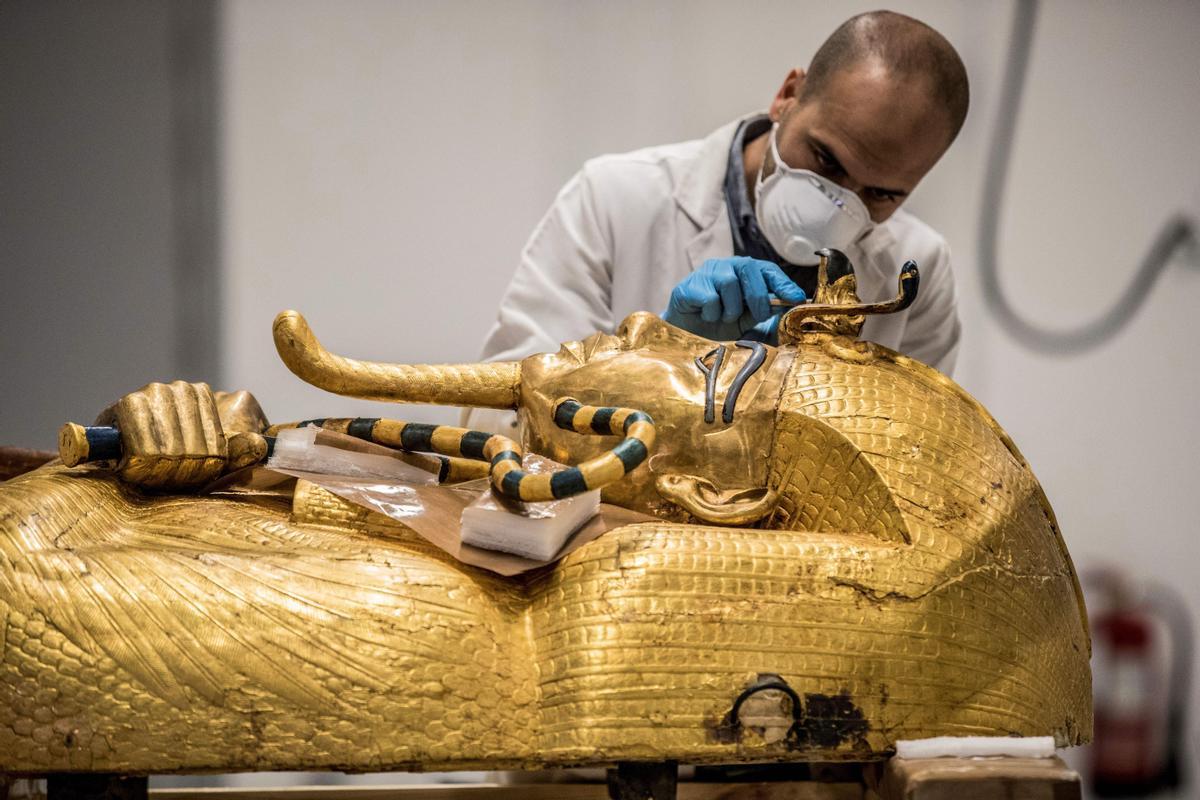 Restauraciones para el Gran Museo Egipcio