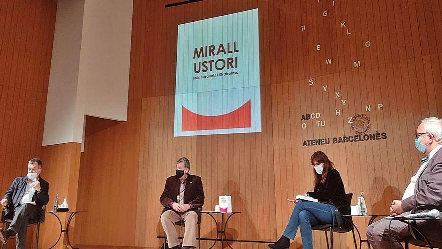 Presenten «Mirall ustori» a Barcelona