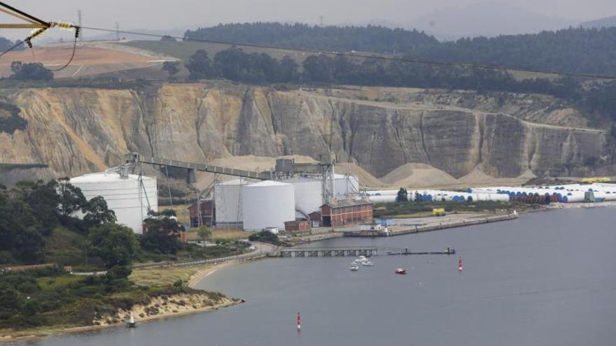 El Puerto trata con Medio Ambiente su plan para crecer por la margen derecha