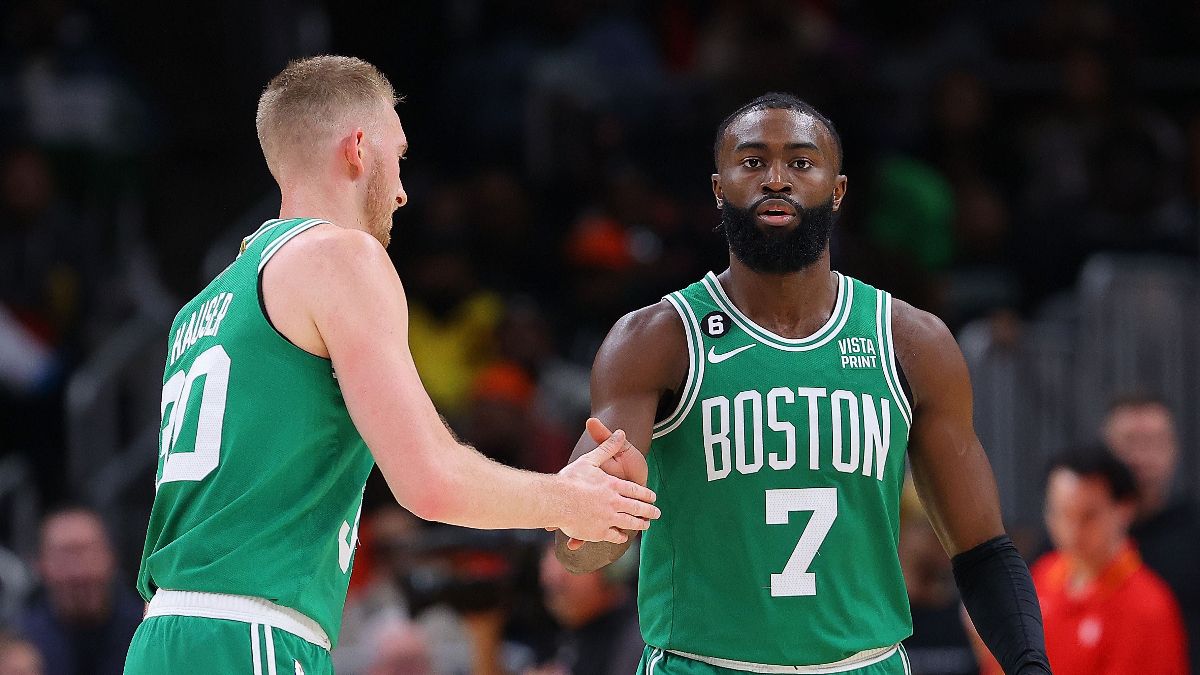 Jaylen Brown, con 22 puntos y 5 rebotes, fue el máximo anotador de los Celtics