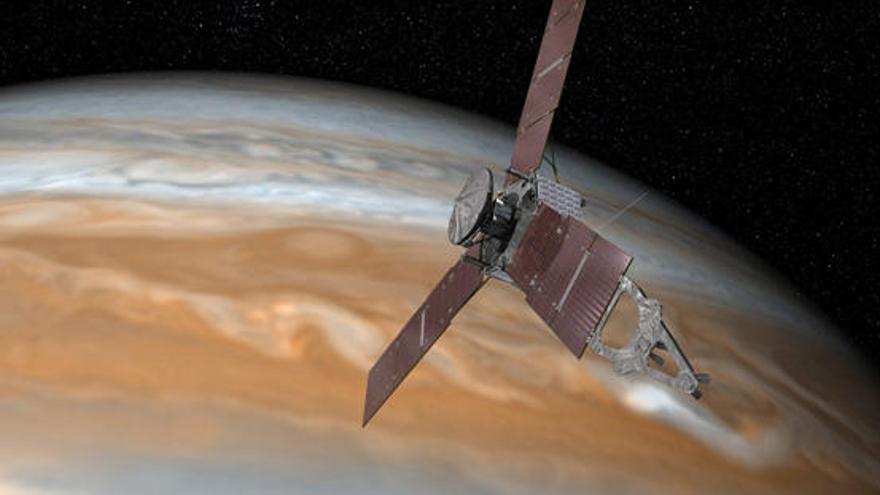 Juno se acerca  a los misterios del sistema solar