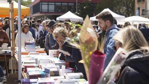 "Por Sant Jordi compren libros, regálenlos, pero sobre todo, léanlos"