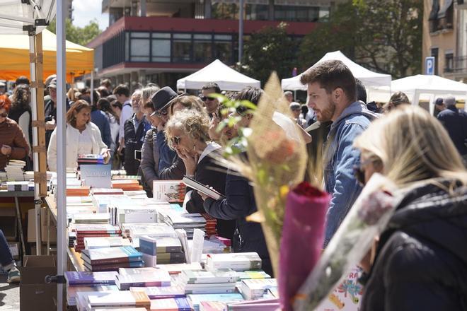 "Por Sant Jordi compren libros, regálenlos, pero sobre todo, léanlos"