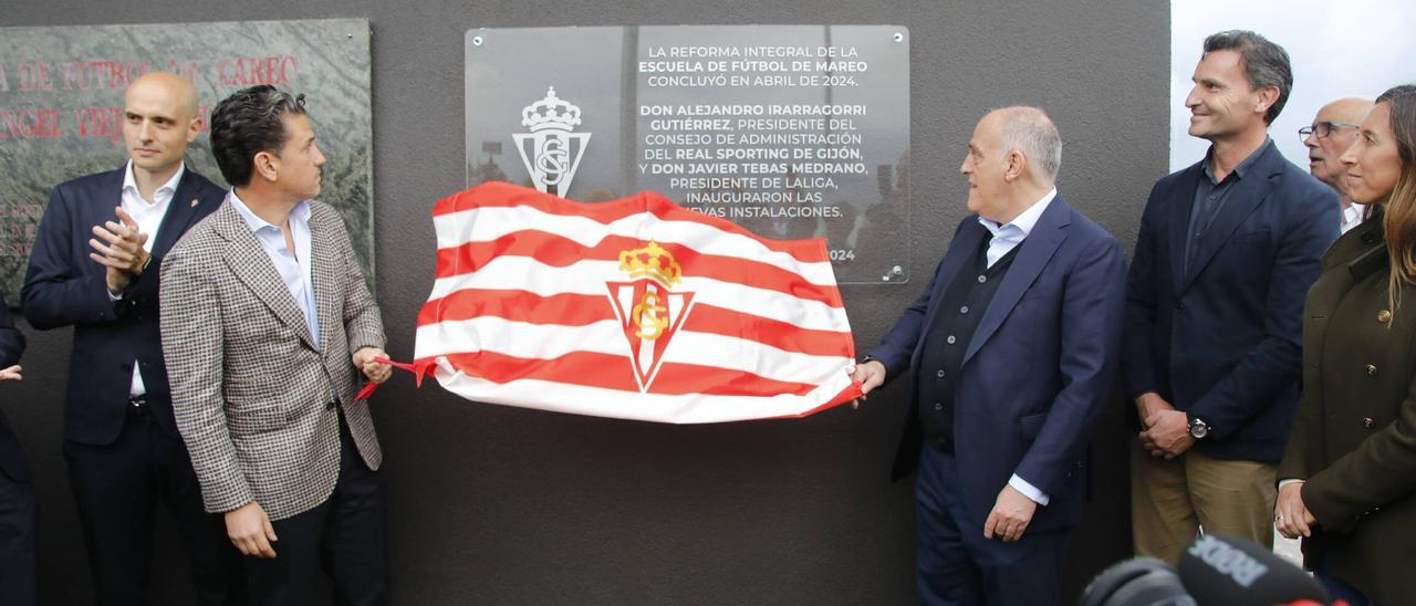 Los detalles de un día para la historia en Mareo: del mensaje de &quot;hacia dónde va el Sporting&quot;, a los ecos del Mundial