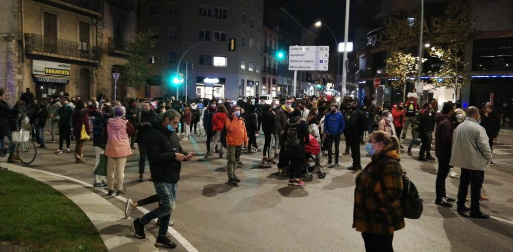 Unes 150 persones paralitzen el trànsit a la Bonavista contra la violència masclista