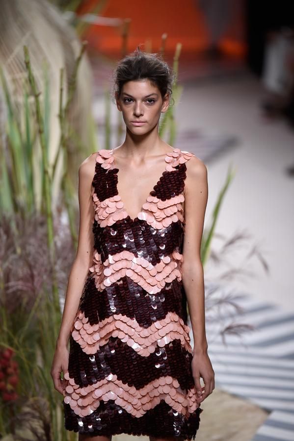 Marta Ortiz en el desfile de Jorge Vázquez