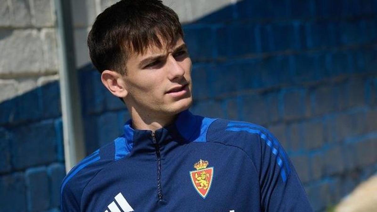 Pau Sans, durante un entrenamiento en La Romareda