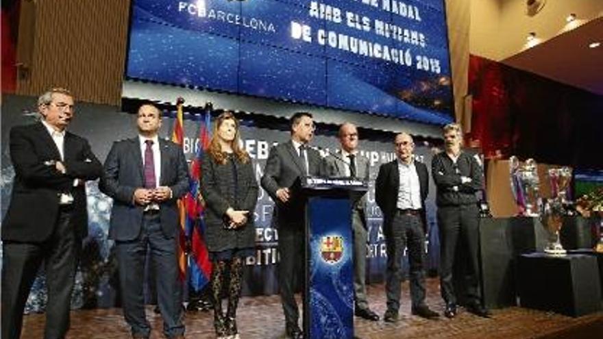 Josep Maria Bartomeu durant el seu parlament d&#039;ahir en el dinar de Nadal amb els periodistes.