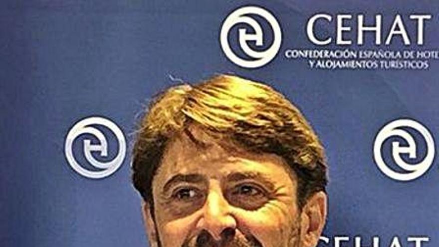 Condemnen a 2 anys de presó el president de la patronal hotelera