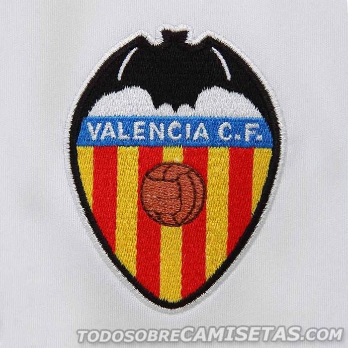 Esta es la nueva casmiseta del Valencia 16/17