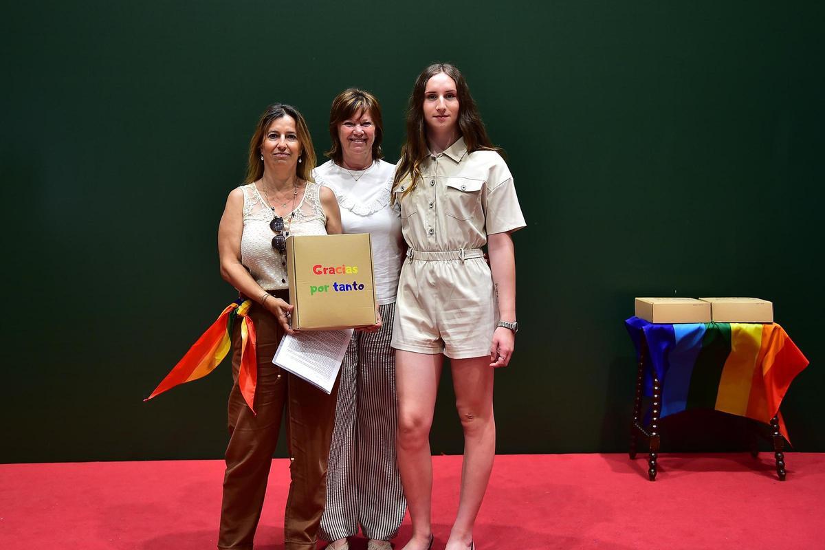 Fotogalería | Acto institucional del Orgullo LGBTI+ en Plasencia