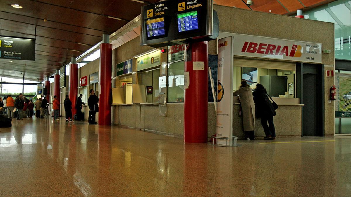 El aeropuerto vigués donde trabajaba la víctima al día siguiente del crimen