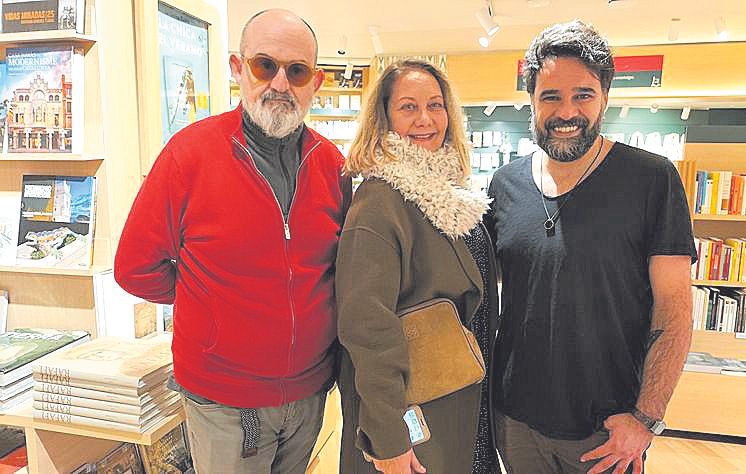 Antelmo Pujol, Águeda Ropero y el autor Llorenç Garrit.