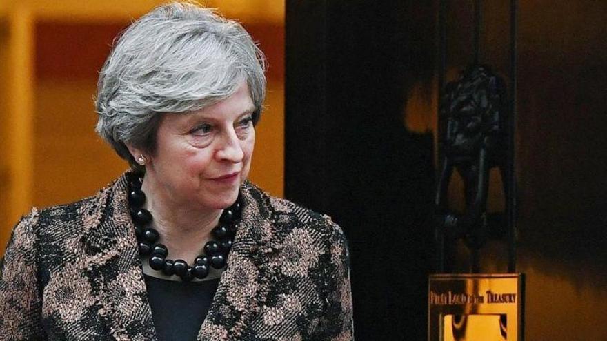 May dobla su oferta por el &#039;brexit&#039;: ofrece pagar 40.000 millones como factura a la UE