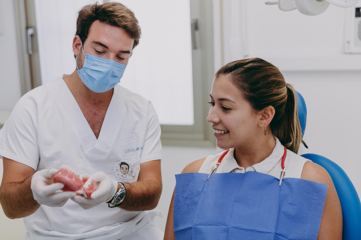 Tratamientos dentales mínimamente invasivos en la Clínica Dr. Rull de Ibiza.