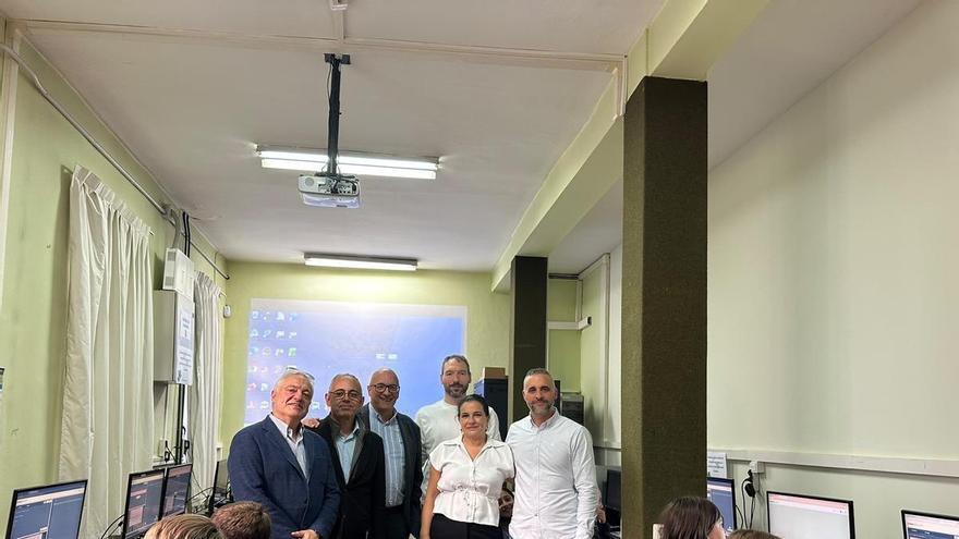 El proyecto piloto para acercar el pensamiento computacional y la programación a las aulas finaliza en el colegio Gesta de Oviedo con un balance “muy positivo”