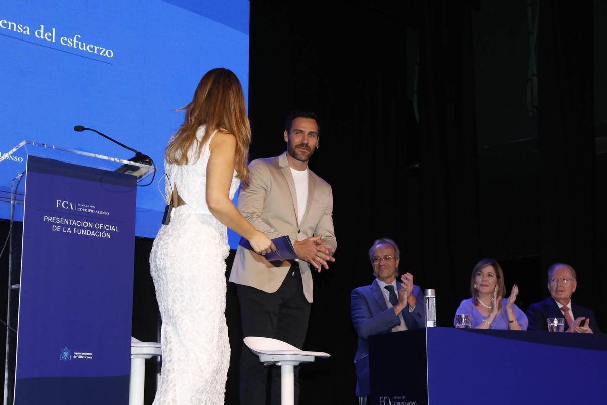 EN IMÁGENES: Presentación de la Fundación Corripio Alonso en el teatro Riera de Villaviciosa