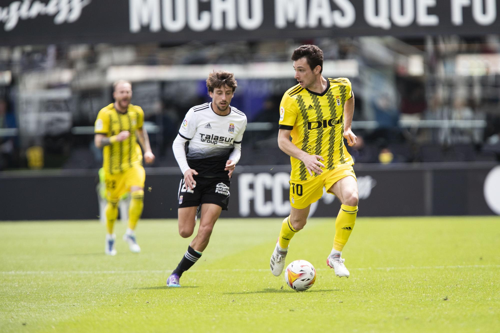 En imágenes: así fue el partido entre el Cartagena y el Real Oviedo