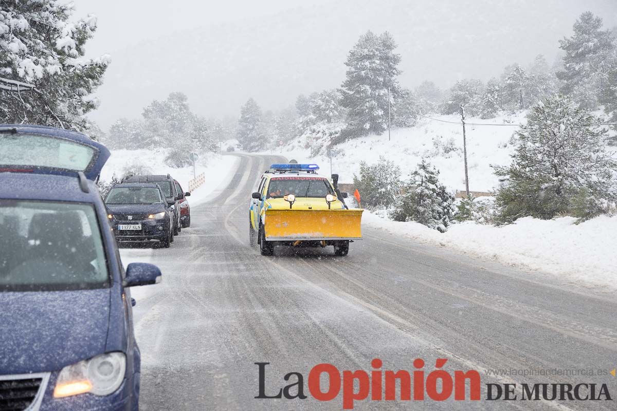 Continúa la nevada en las zonas altas de la comarca del Noroeste