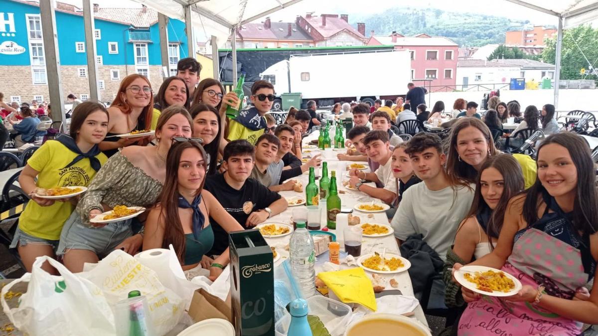 Cangas de Onís pone fin a las fiestas de San Antonio con su tradicional