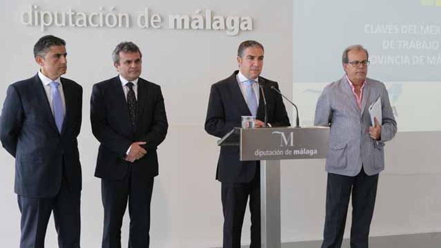 El informe, elaborado por Antonio Clavero, fue presentado ayer en la Diputación de Málaga.