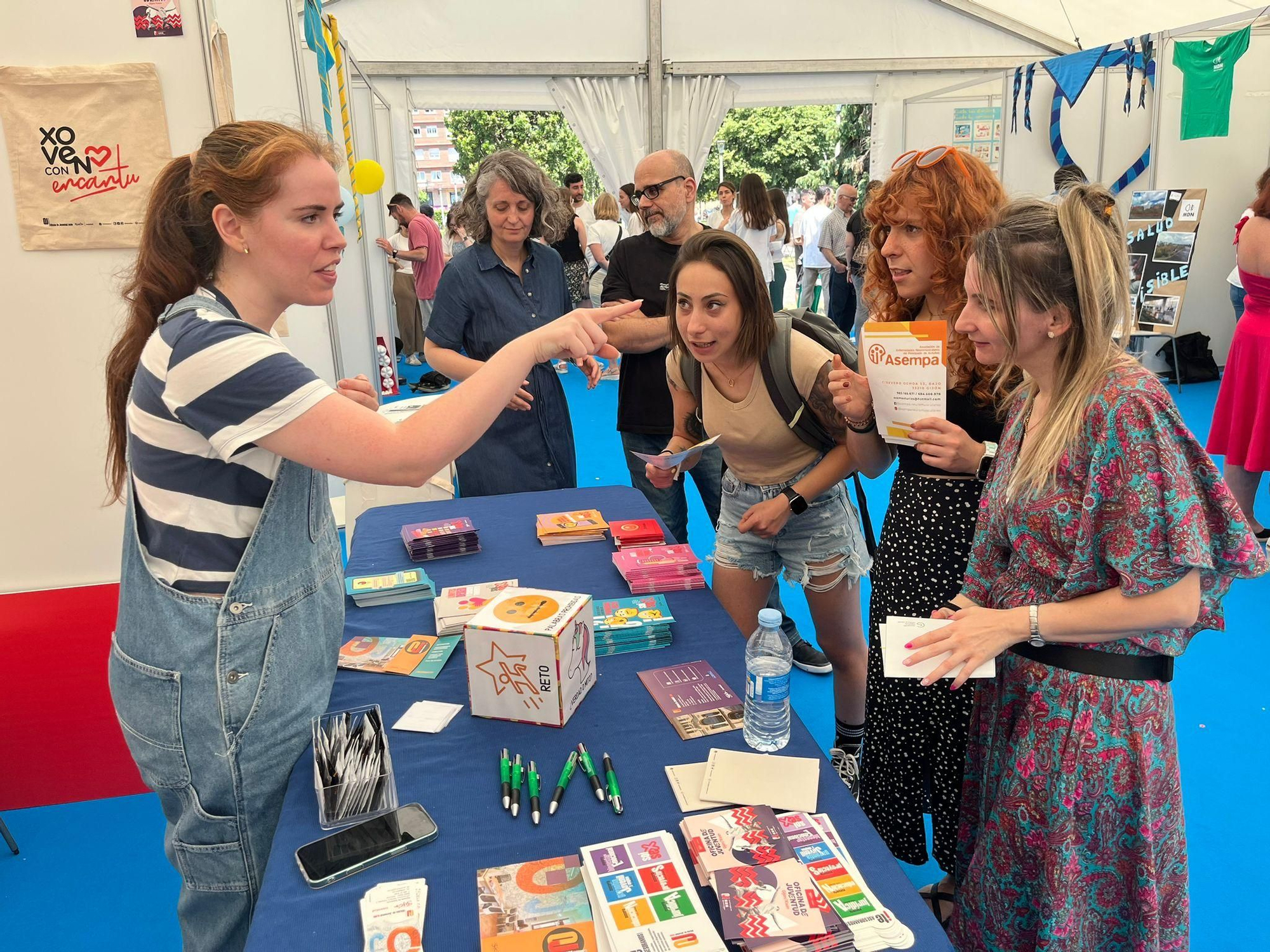 Así fue la feria de la salud del barrio gijonés de Laviada (en imágenes)