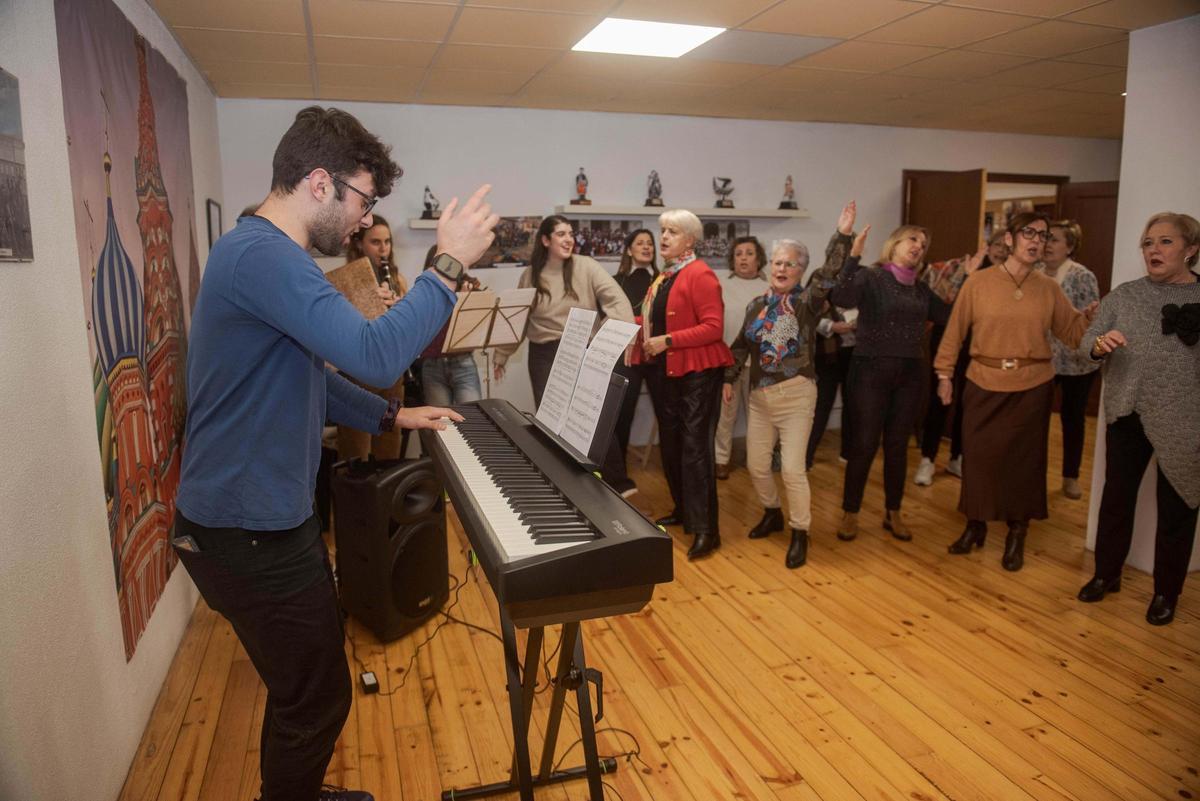 Las comparsas de A Coruña calientan motores para el Carnaval 2026