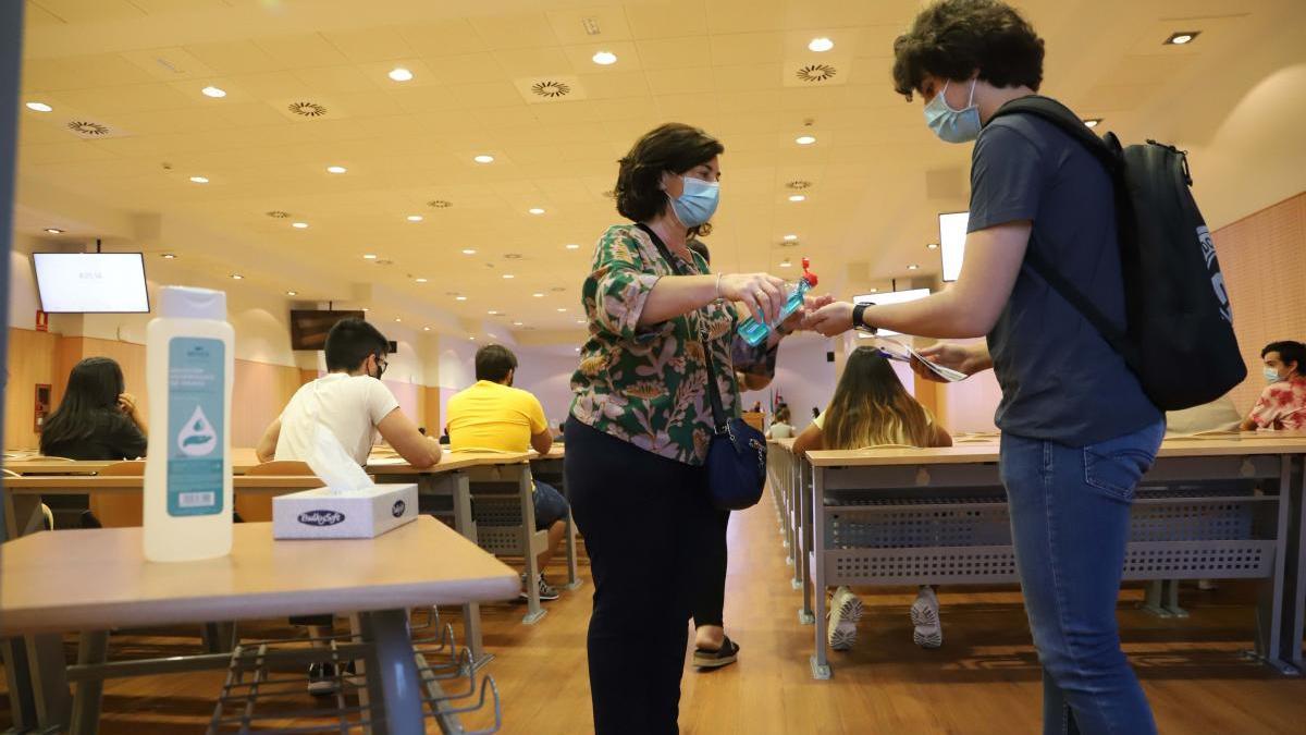 Examen de Selectividad en la última convocatoria.