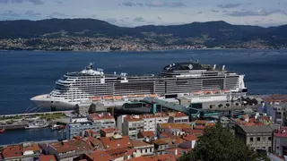 Primeros 5.000 de los 45.000 británicos que desembarcarán este julio en Vigo