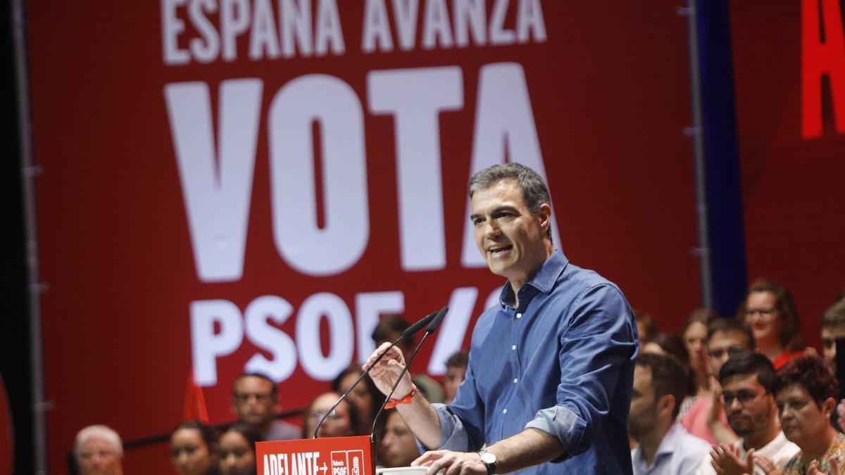 Mitin de Pedro Sánchez en 2023 en el Palacio de Congresos de València.